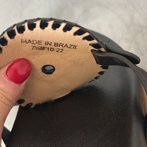 Comfy Jack Roger’s in black size 7.5 - Picture 3 of 4